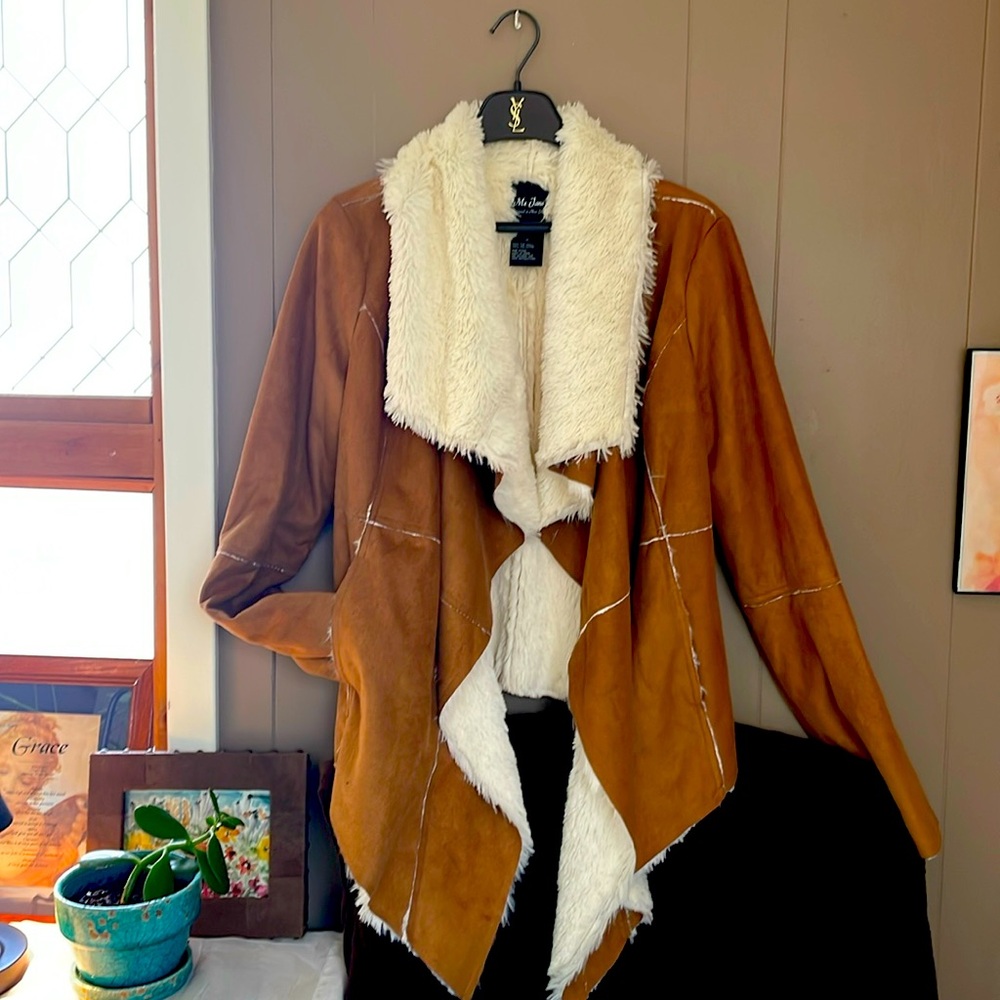 Lightweight suede-ish jacket
Very soft inside and out